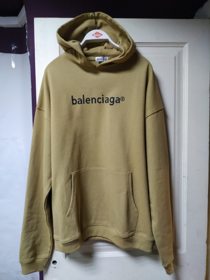 Худи Balenciaga 1