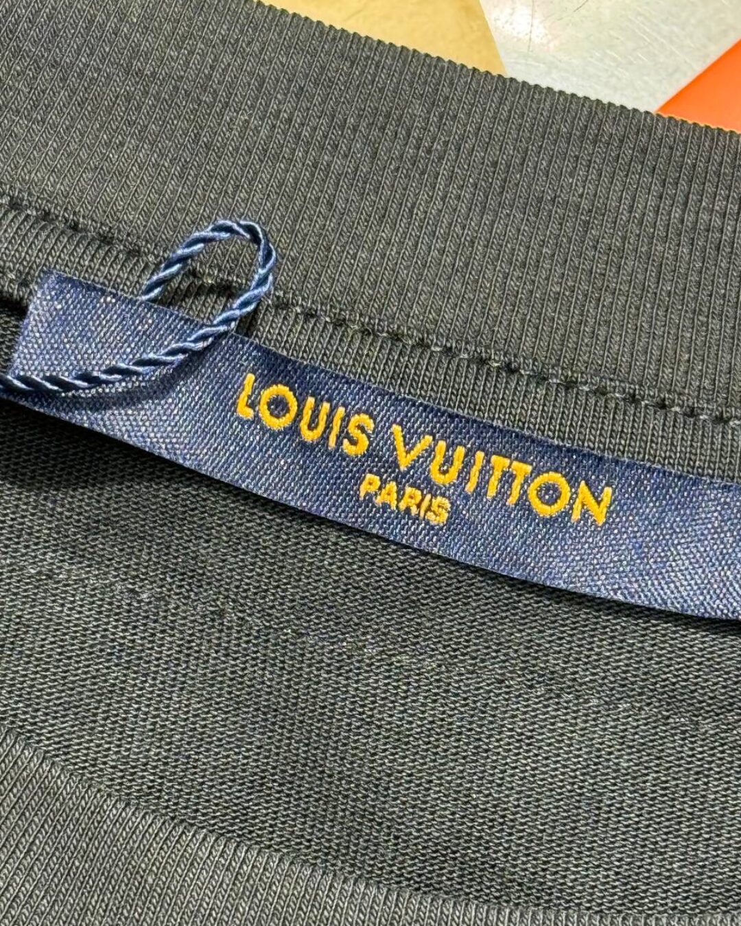 Футболка Louis Vuitton — изображение 5