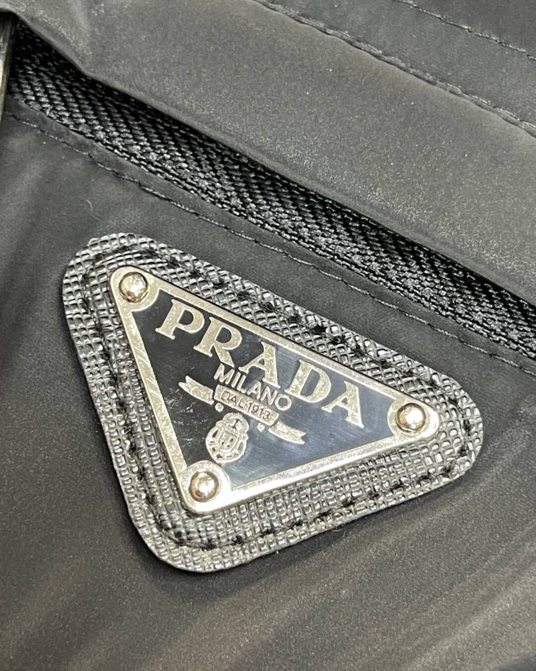 Куртка Prada 4