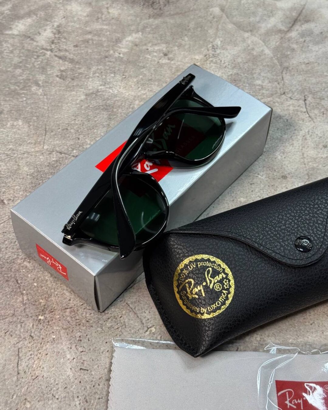 Очки Ray Ban 8