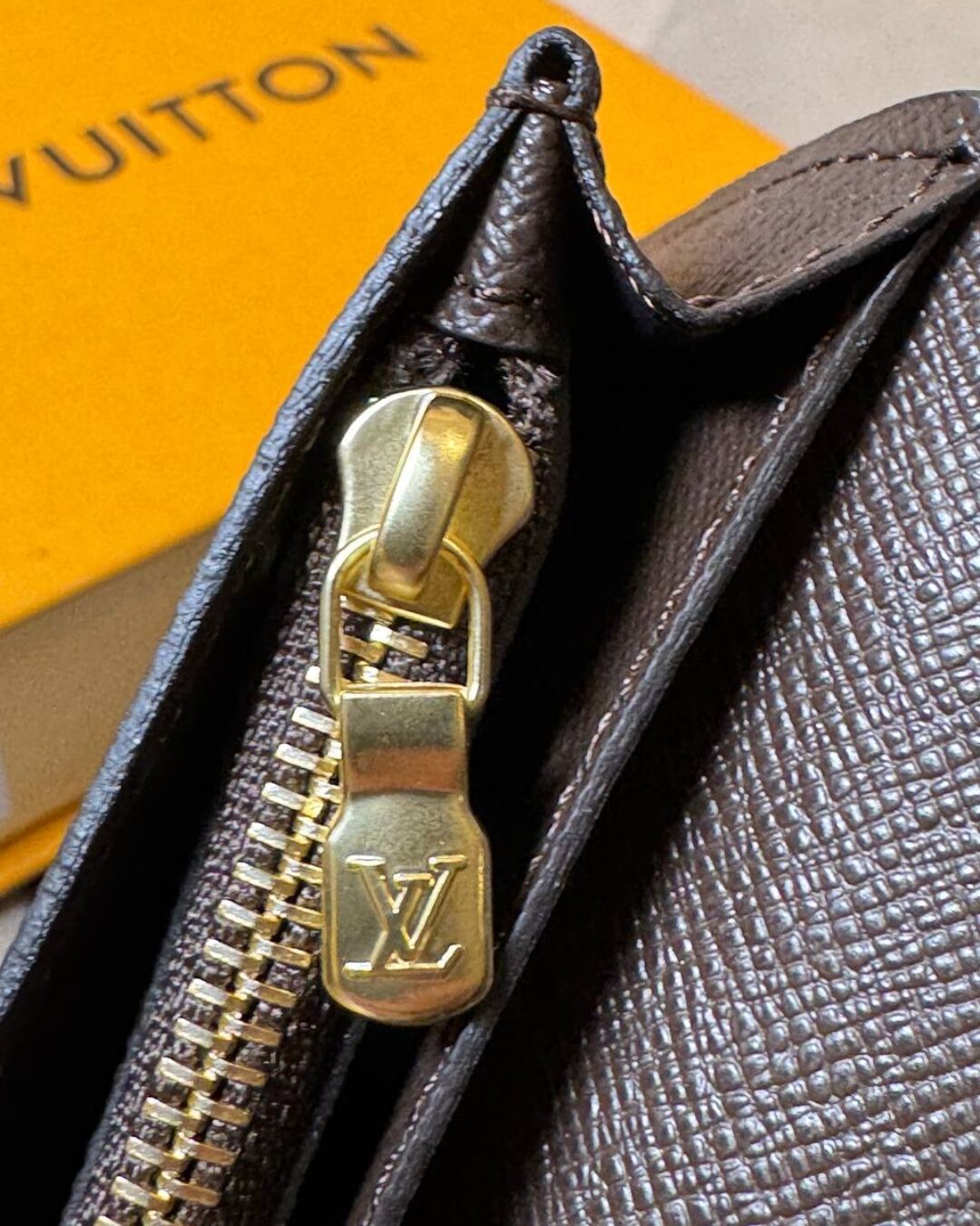 Кошелёк Louis Vuitton — изображение 5