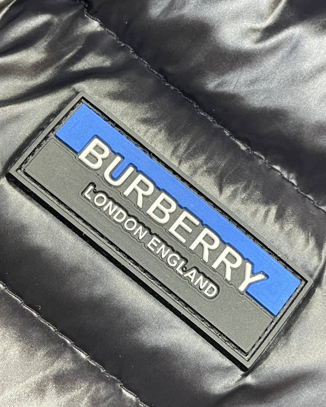 Жилет Burberry 8