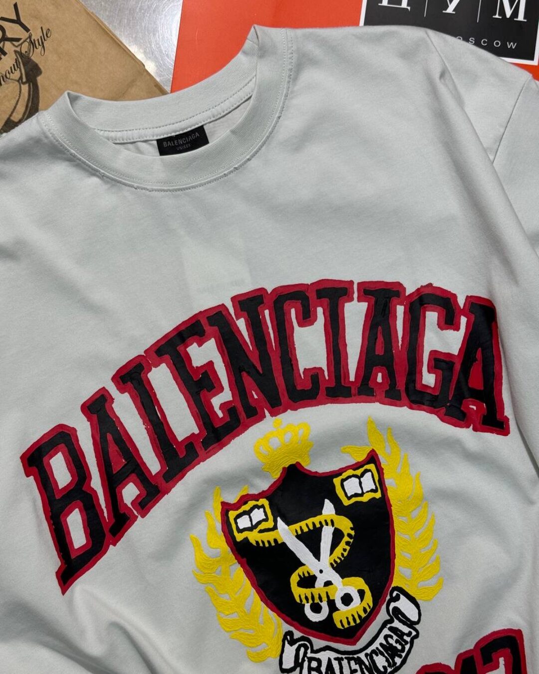 Футболка Balenciaga 4