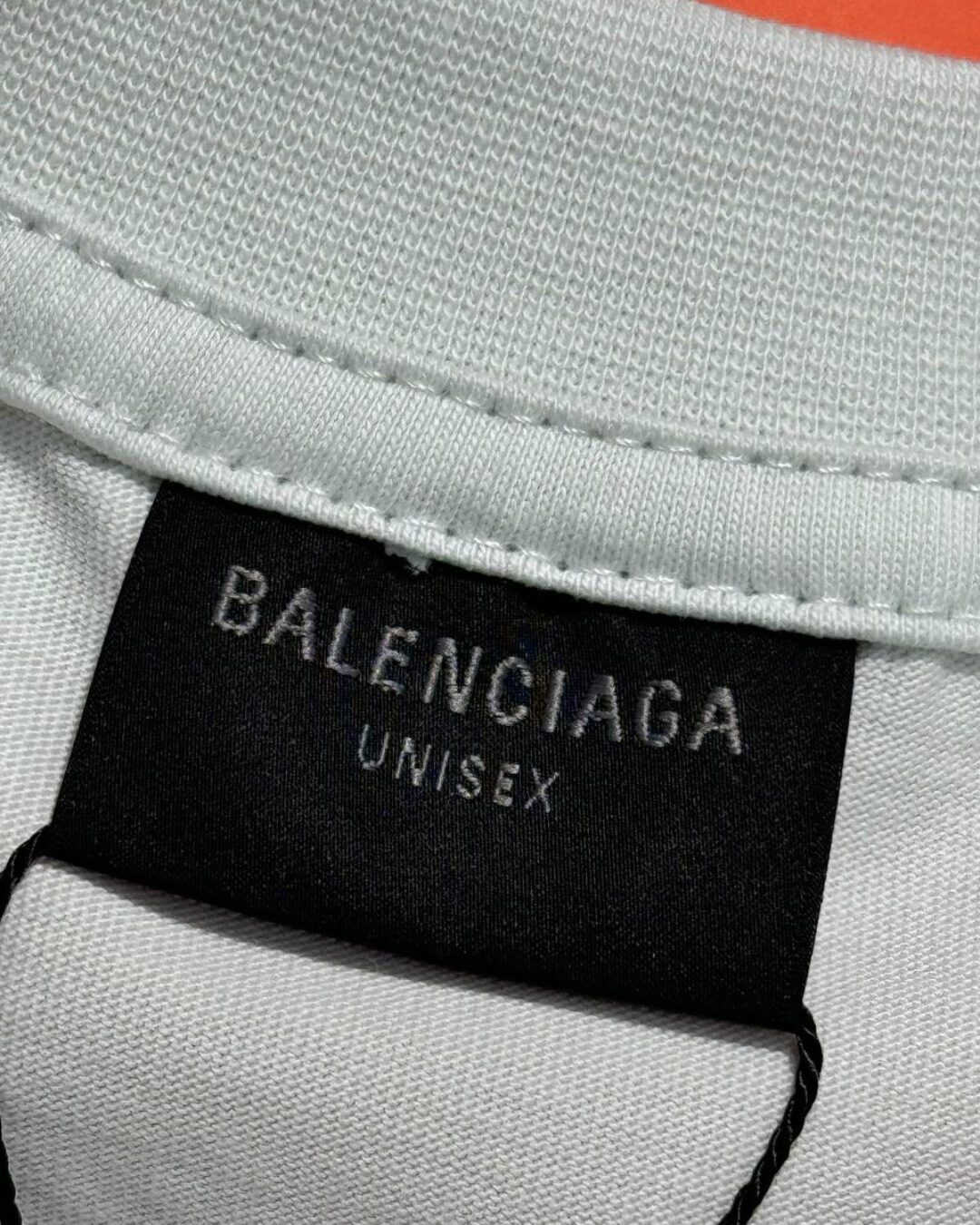 Футболка Balenciaga 5