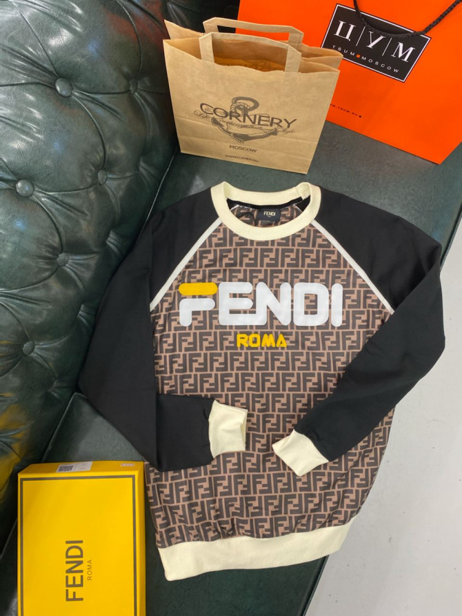 Кофта Fendi 1