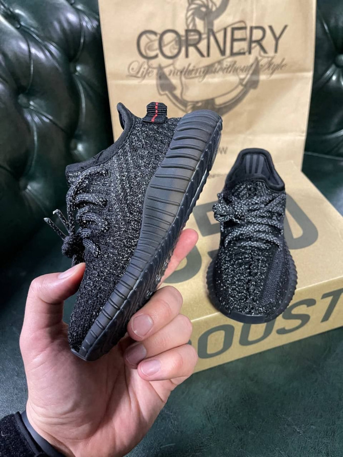 Yeezy 350 Kids "Black Reflective" 2