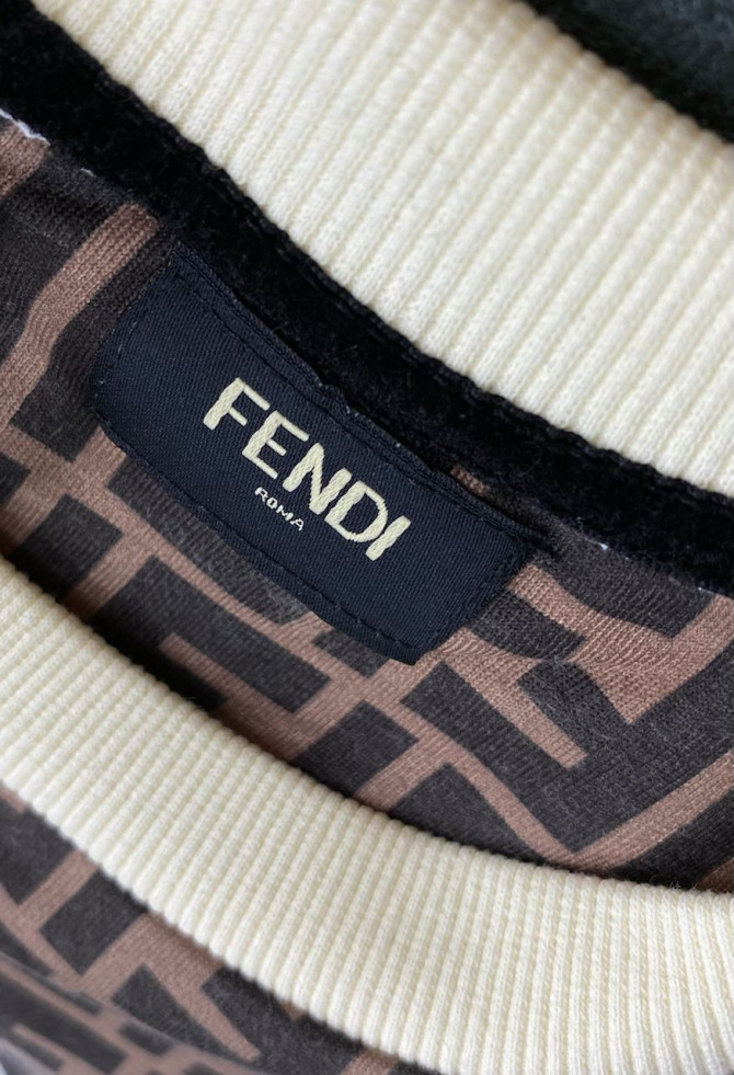 Кофта Fendi 8