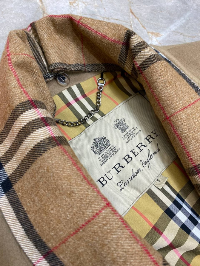 Пальто Burberry 8