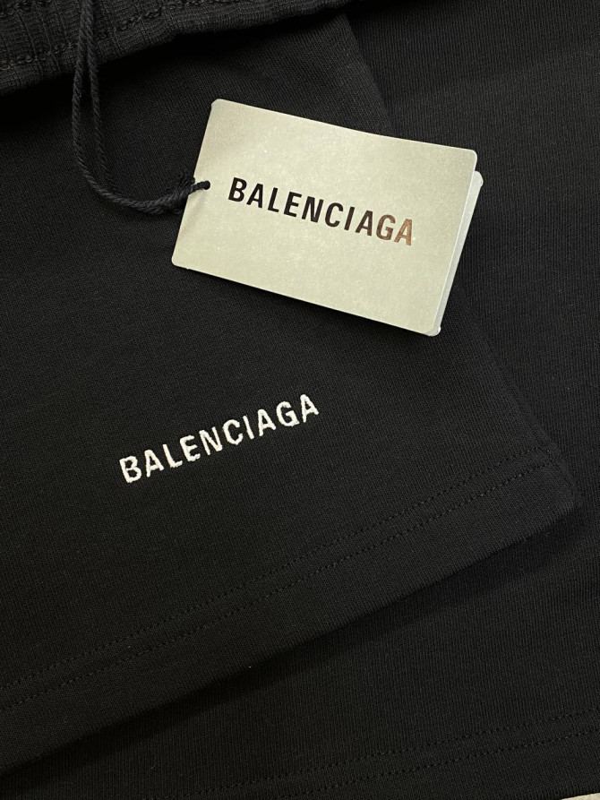 Шорты Balenciaga — изображение 3