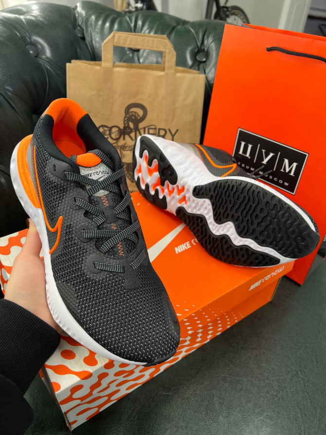 Кроссовки Nike Renew Run Black Total Orange 1