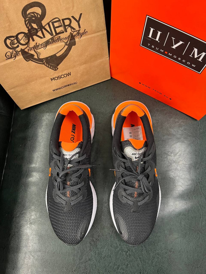 Кроссовки Nike Renew Run Black Total Orange 4