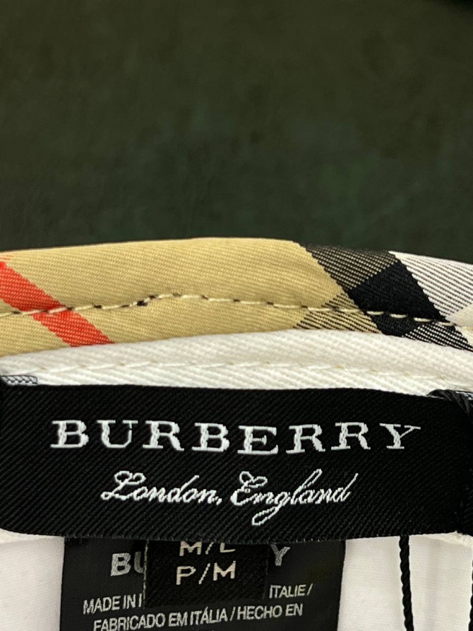 Кепка Burberry — изображение 6