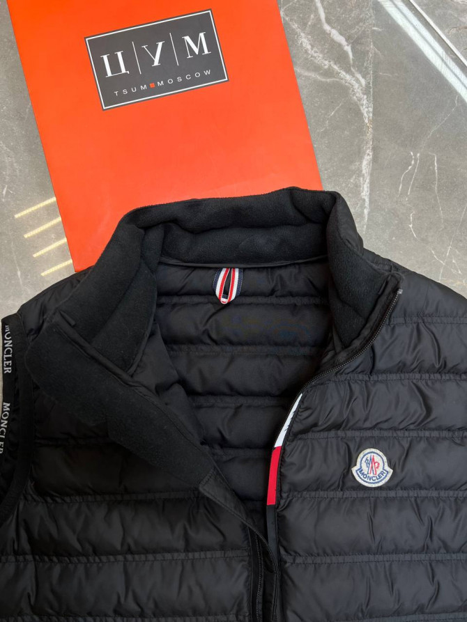 Жилет Moncler — изображение 2