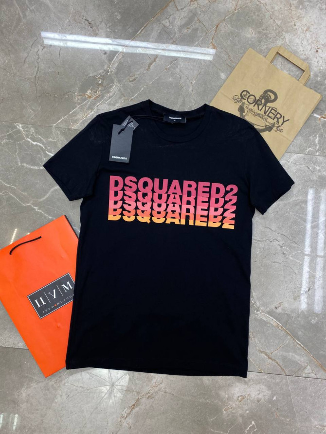 Футболка Dsquared