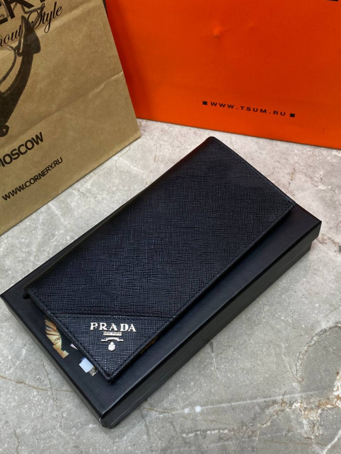 Кошелёк Prada