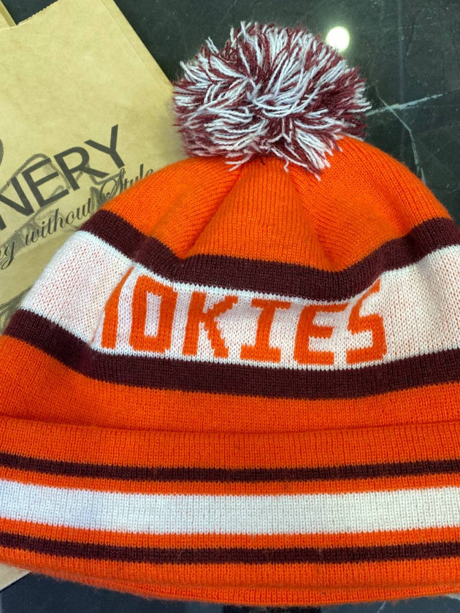 Шапка Hokies 5