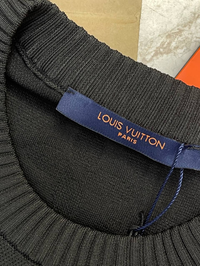 Футболка Louis Vuitton — изображение 6