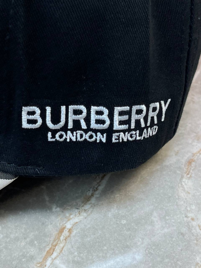 Кепка Burberry — изображение 5