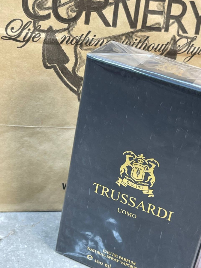 Парфюм Trussardi Uomo 9