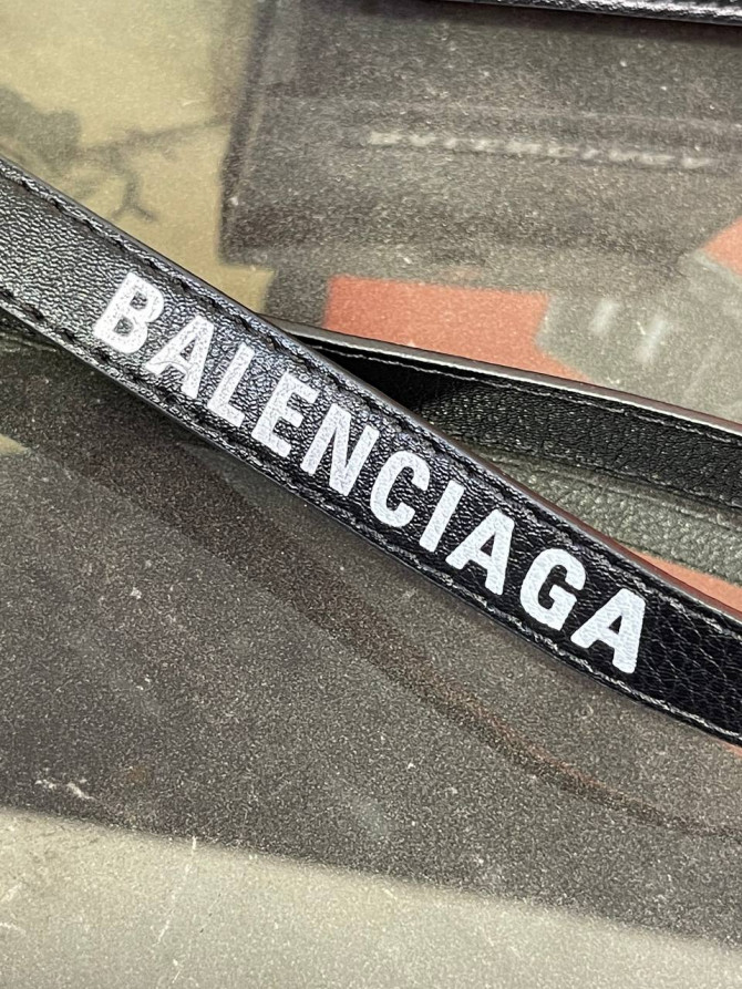 Сумка Balenciaga — изображение 2