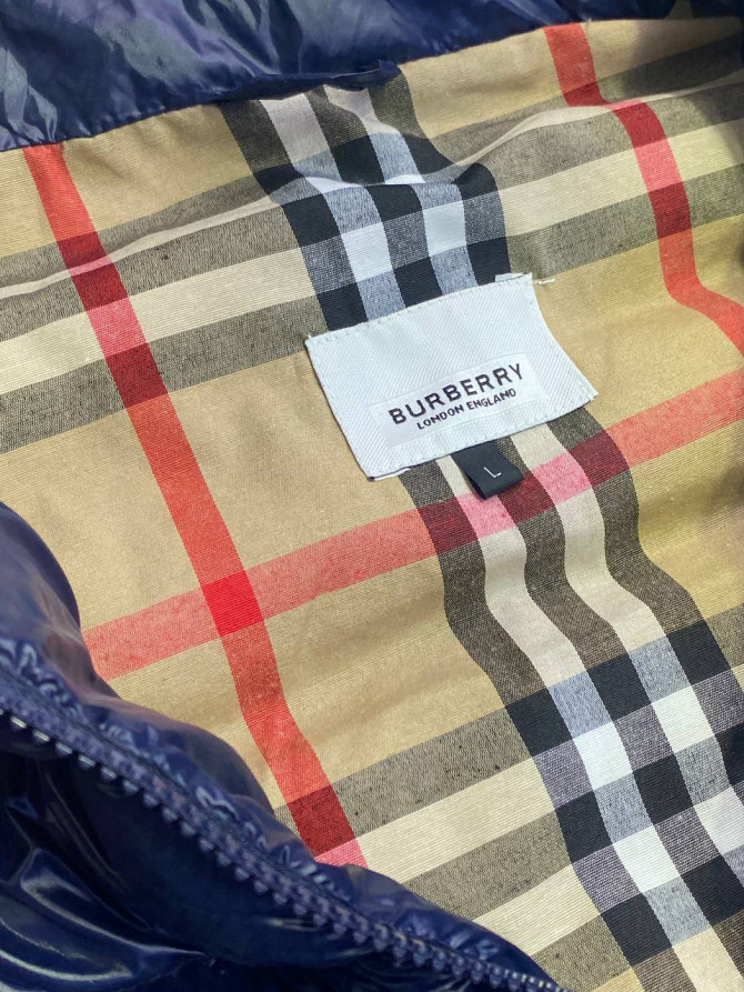 Жилет Burberry — изображение 3