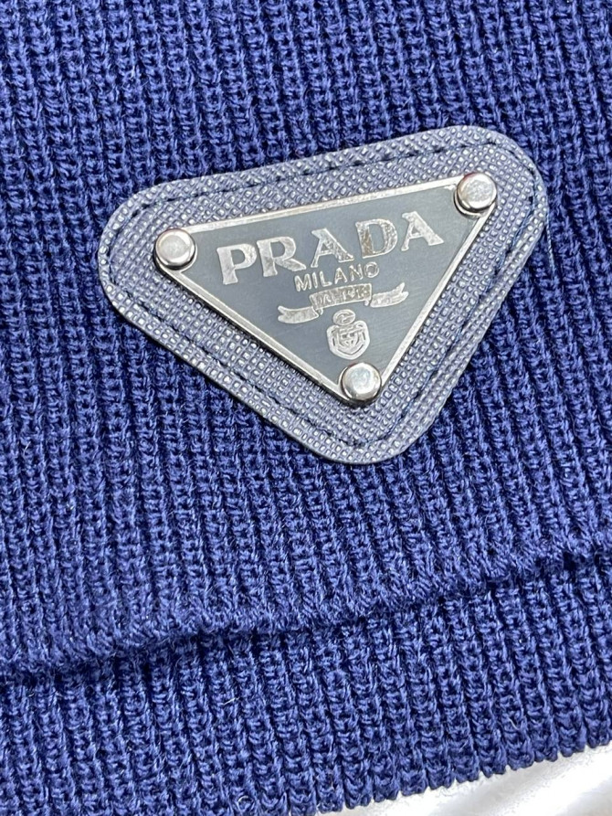 Шарф Prada 3