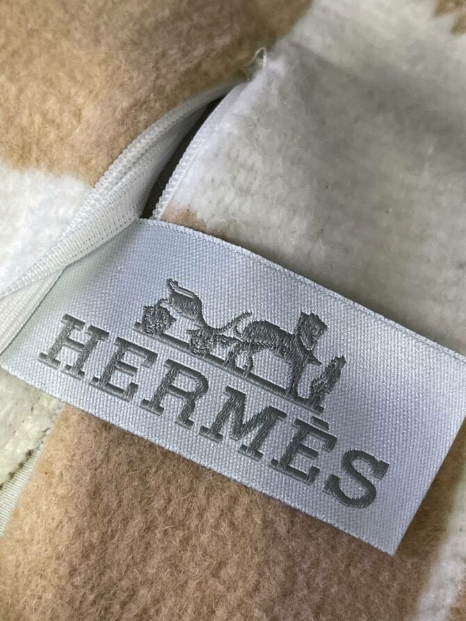 Чехол для подушки Hermes — изображение 8