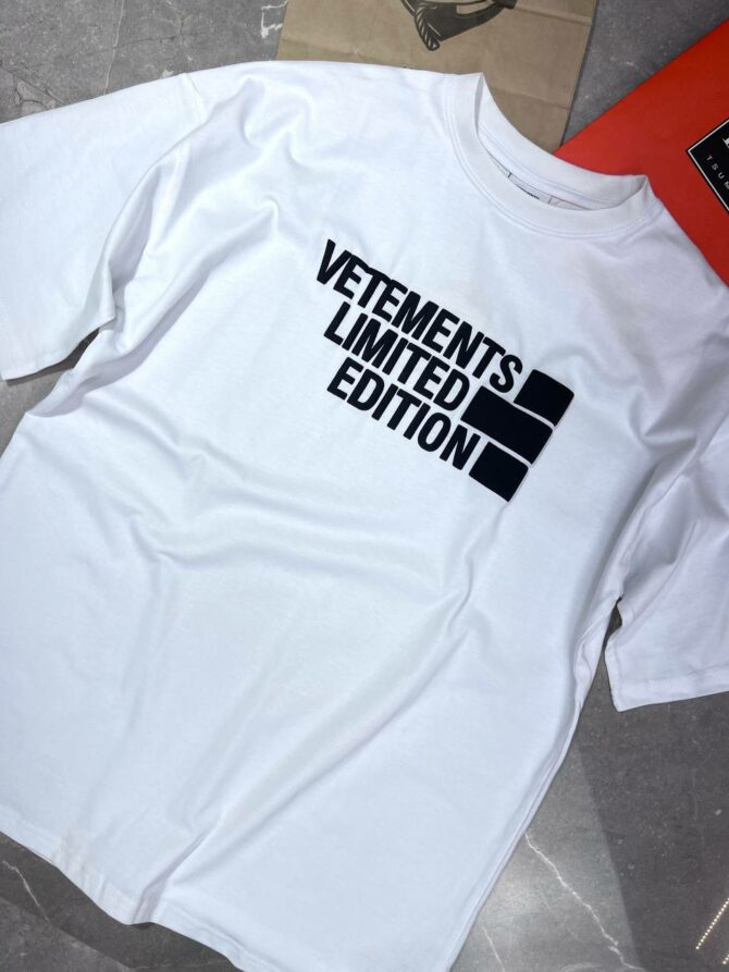 Футболка Vetements 6