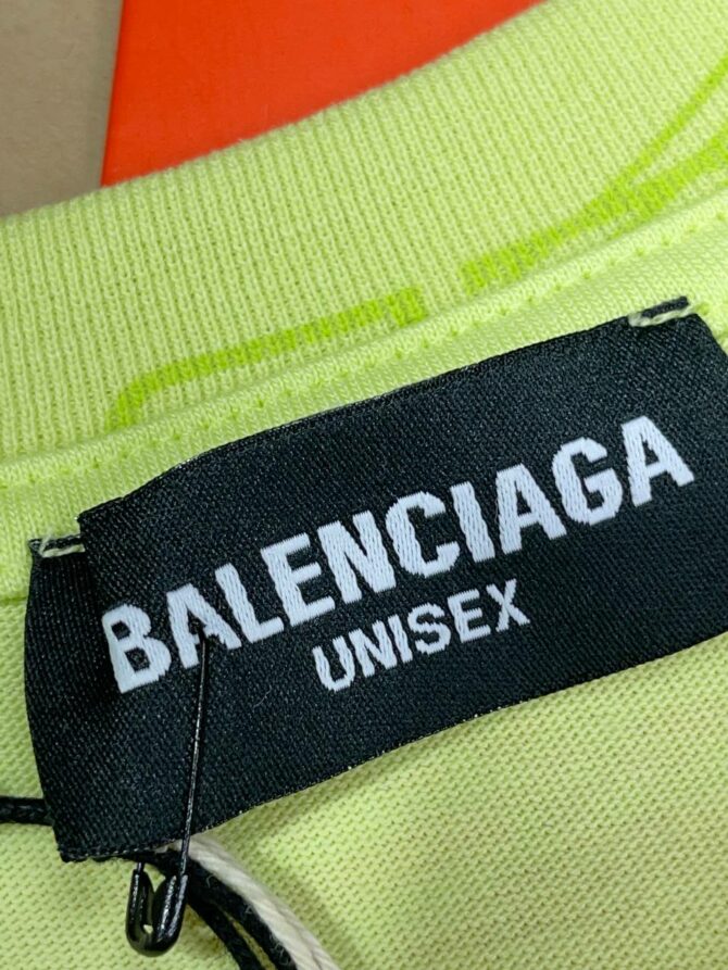 Футболка Balenciaga 9