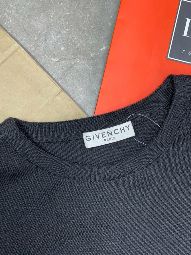 Свитер Givenchy