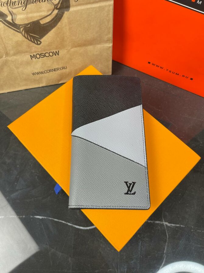 Кошелёк Louis Vuitton 1