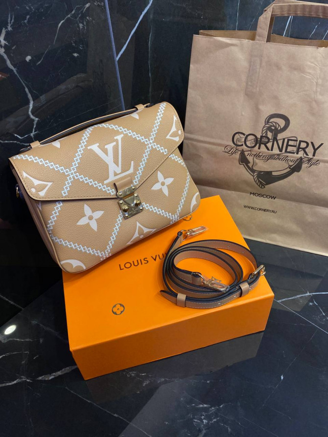 Сумка Louis Vuitton Pochette Metis