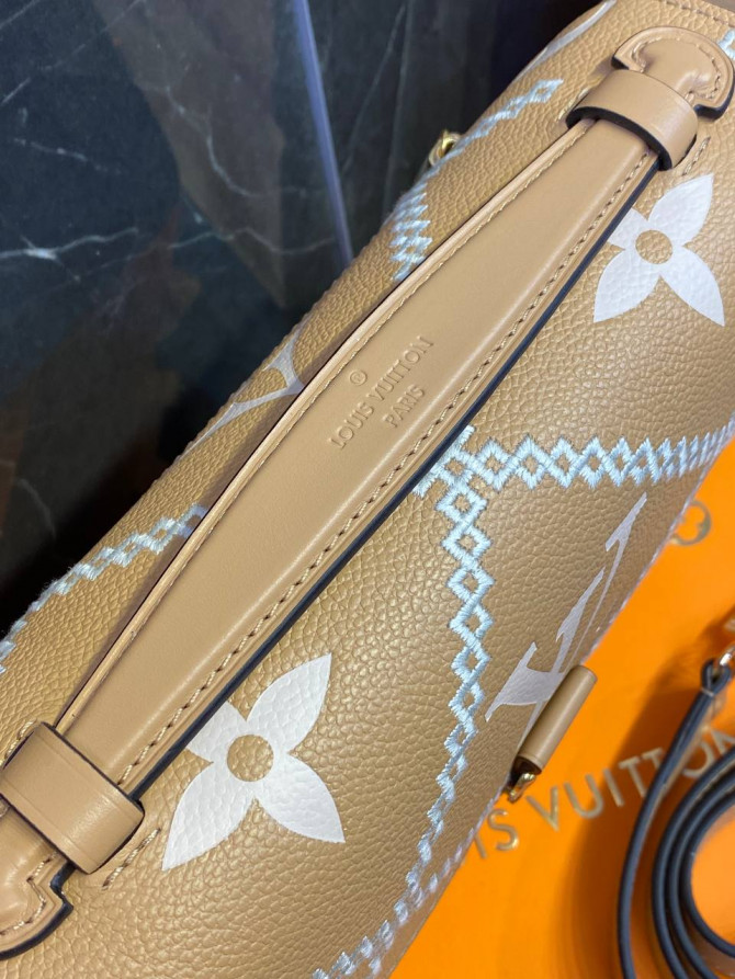 Сумка Louis Vuitton Pochette Metis — изображение 3