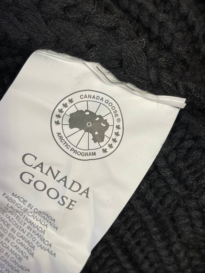 Шапка Canada Goose 9