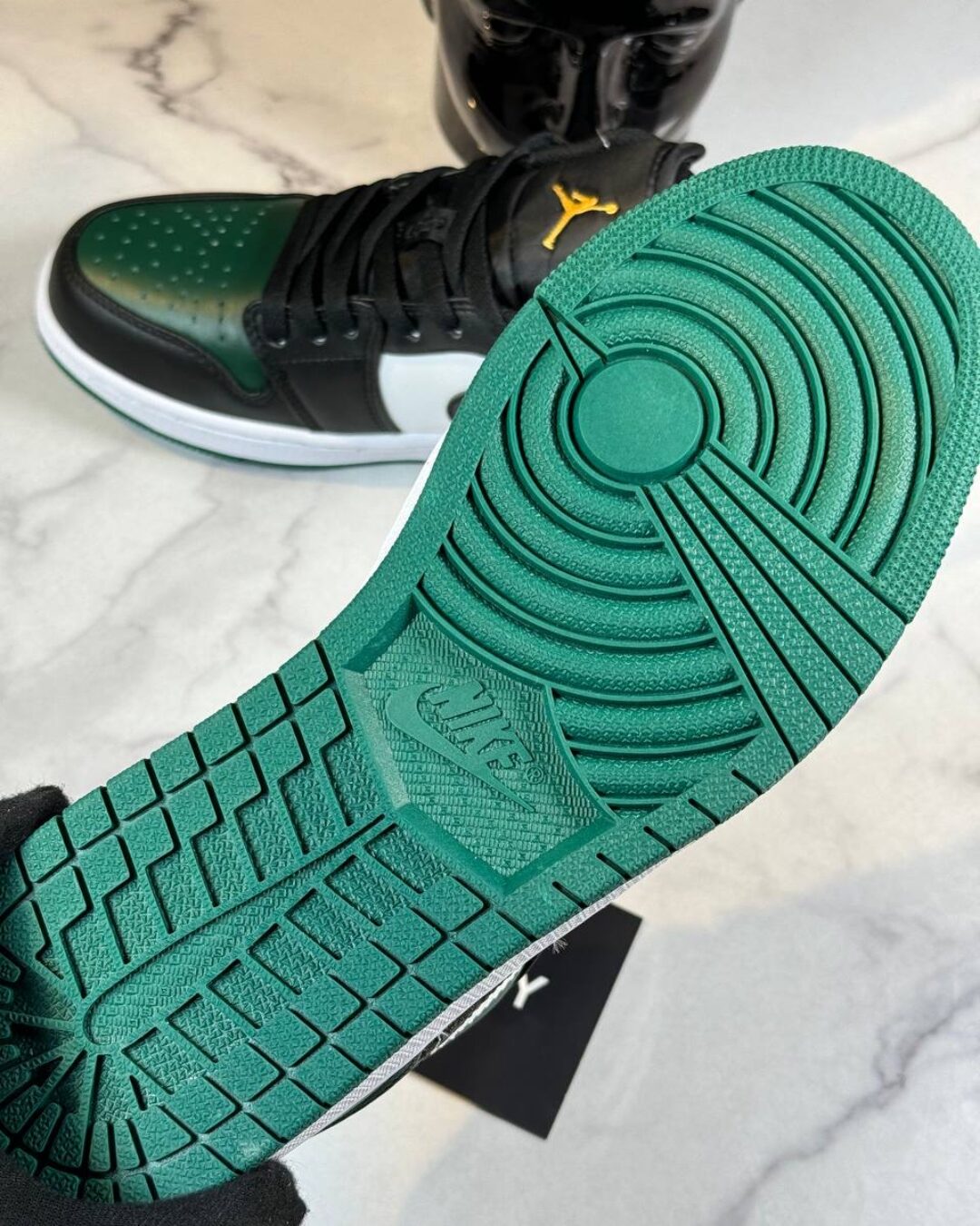 Кеды Air Jordan 1 Low Green Toe 15