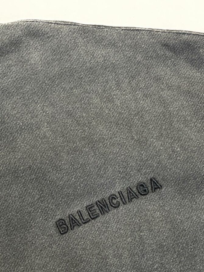 Кофта Balenciaga 7
