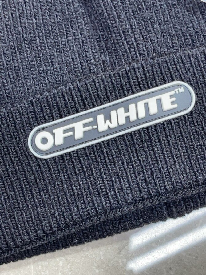 Шапка Off White 3