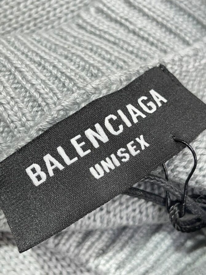 Свитер Balenciaga — изображение 6