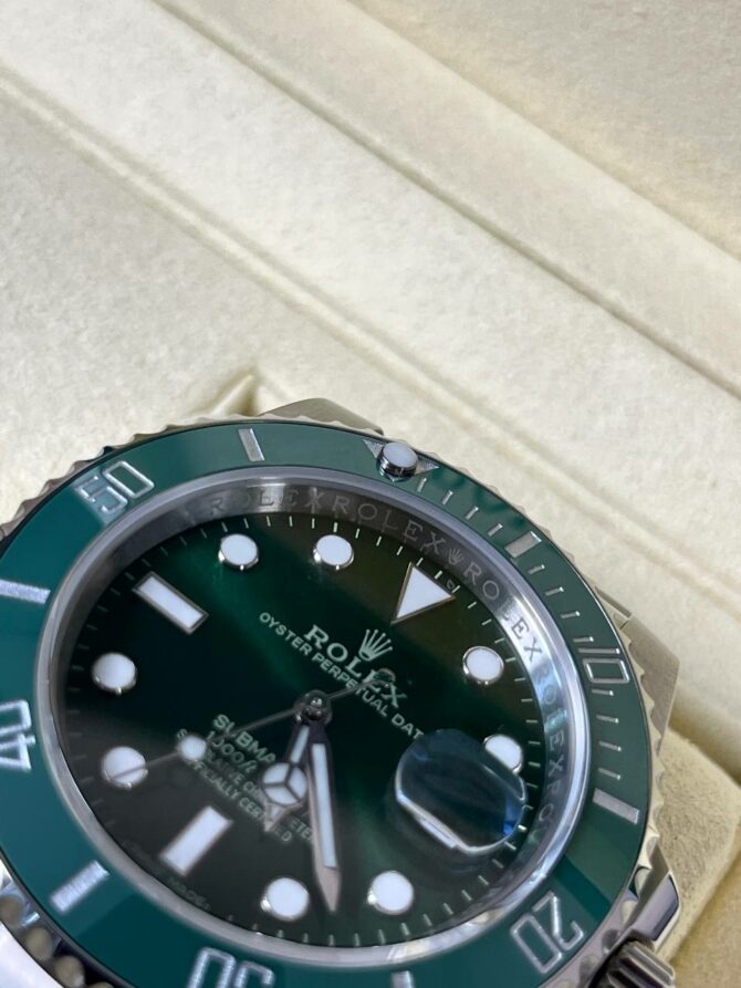 Часы Rolex Submariner Date Hulk 6