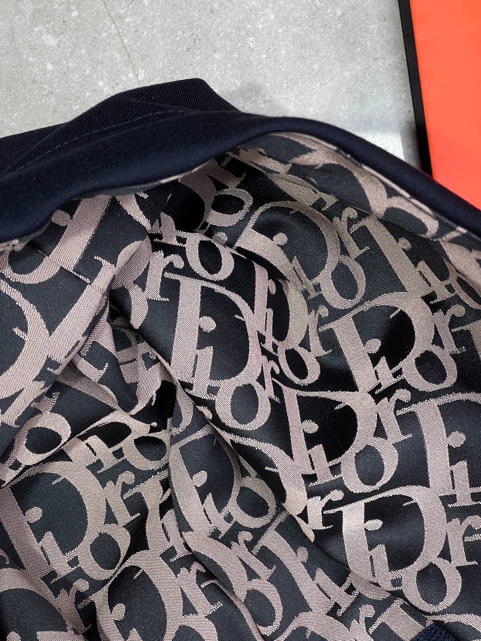 Кофта Dior купить с примеркой по Москве в онлайн магазине MENSWEAR. В ...