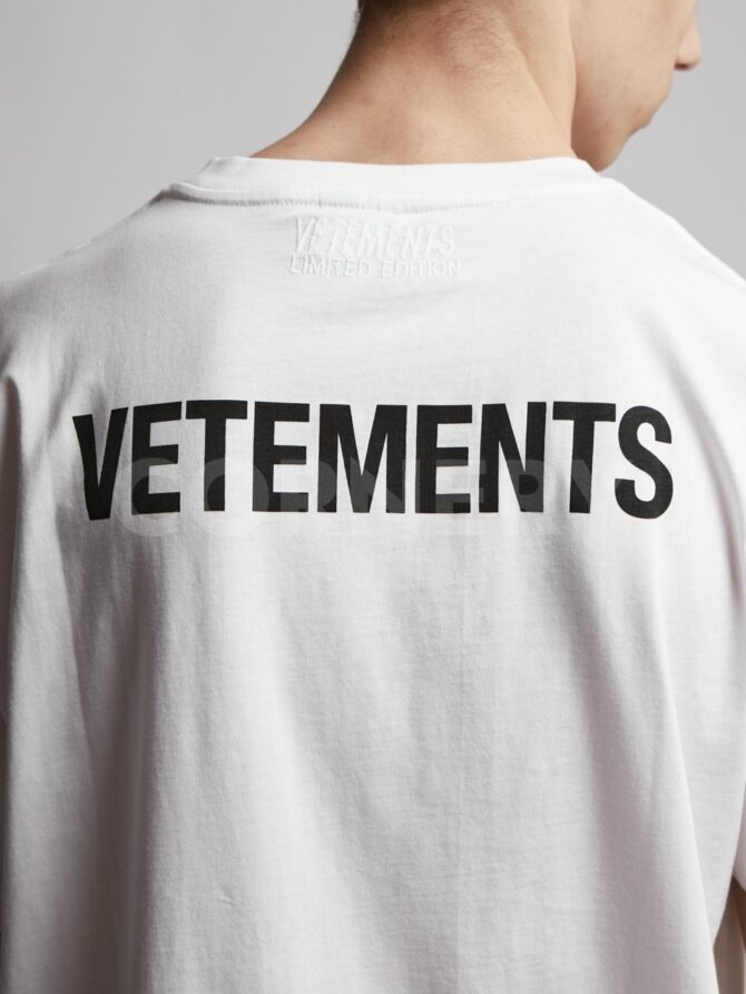 Футболка Vetements 13