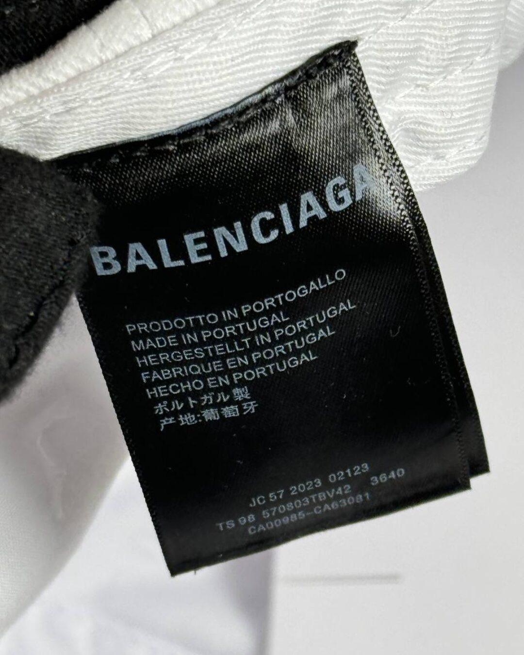 Кепка Balenciaga — изображение 9