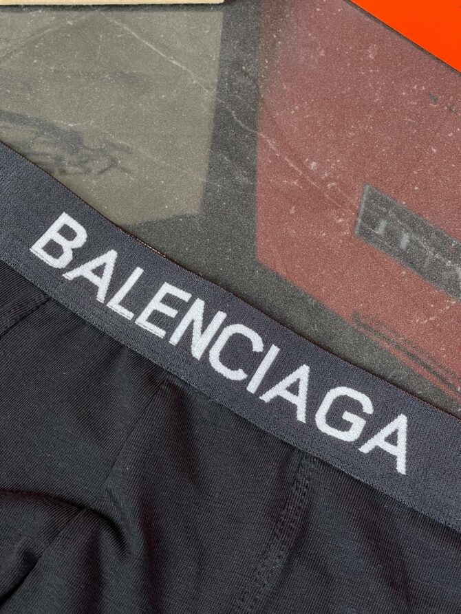 Трусы Balenciaga 2