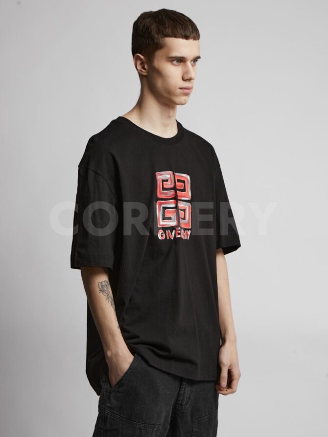 Футболка Givenchy