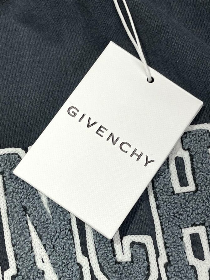 Футболка Givenchy — изображение 9