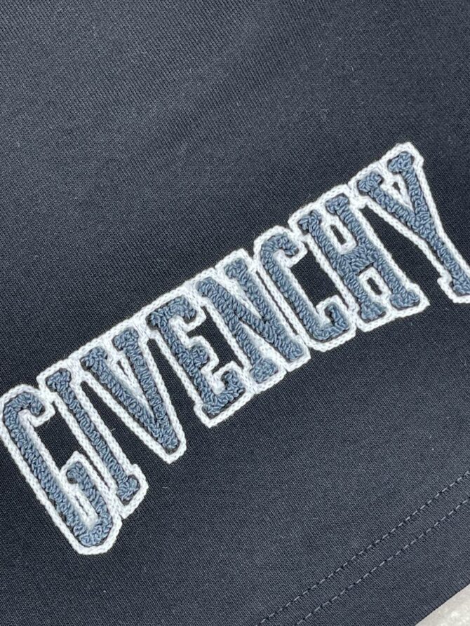 Шорты Givenchy — изображение 4