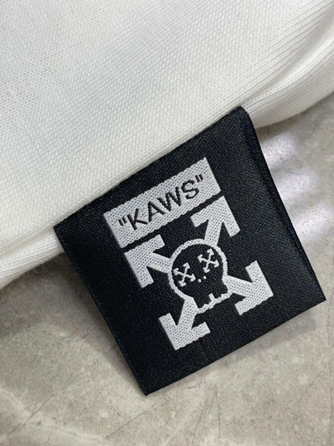 Футболка Off White x Kaws 4