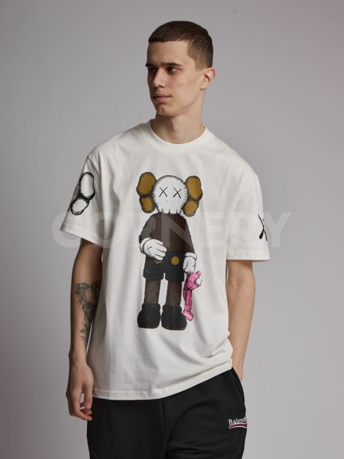 Футболка Off White x Kaws 1