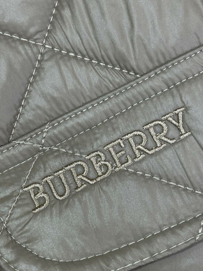 Жилет Burberry 4