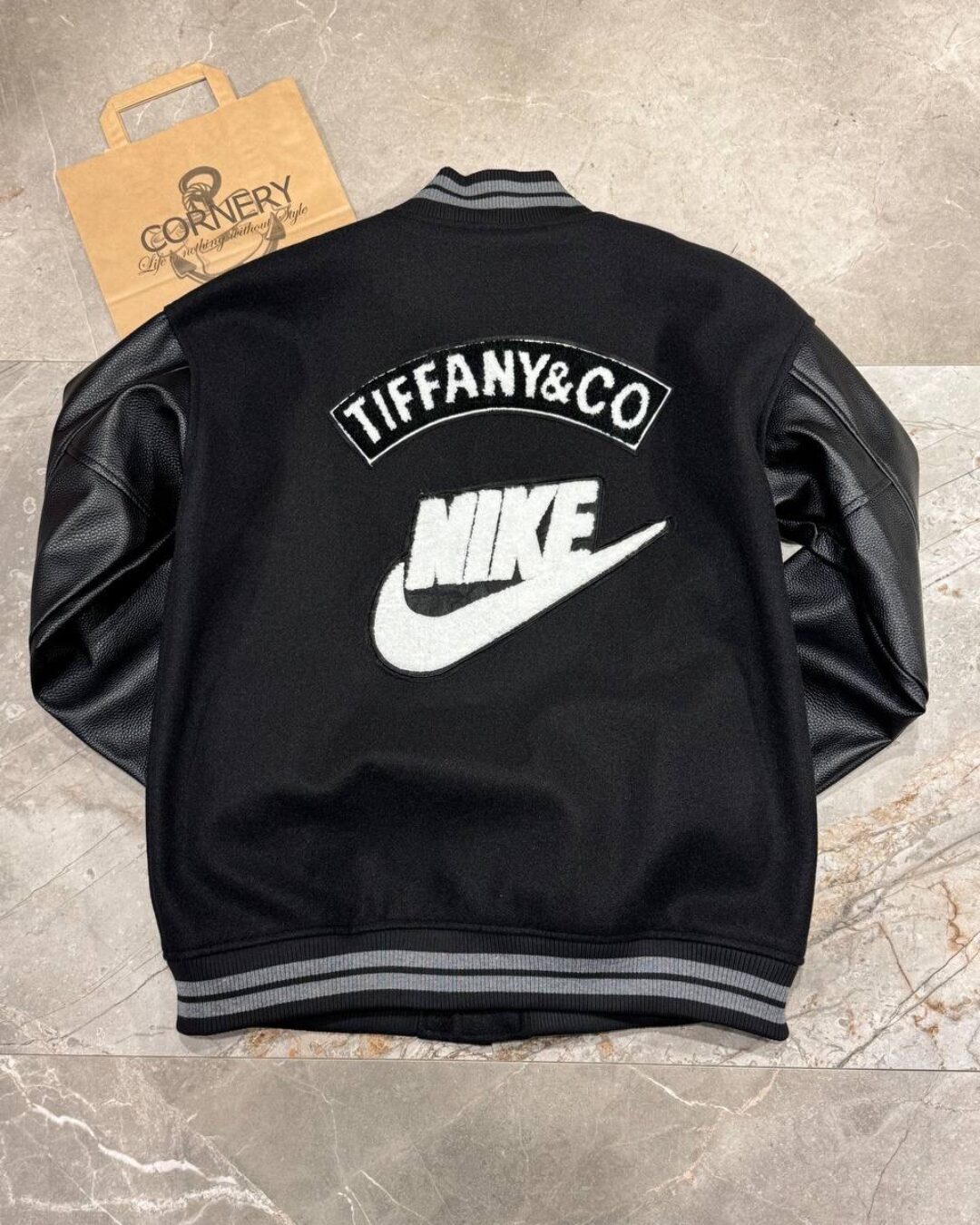 Бомбер Nike x Tiffany — изображение 2